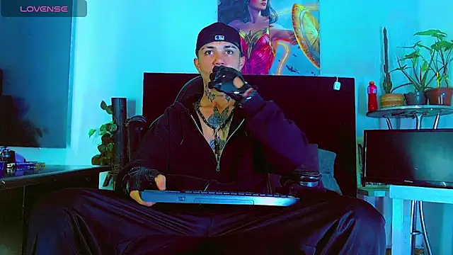 HannibalLester's cam snapshot