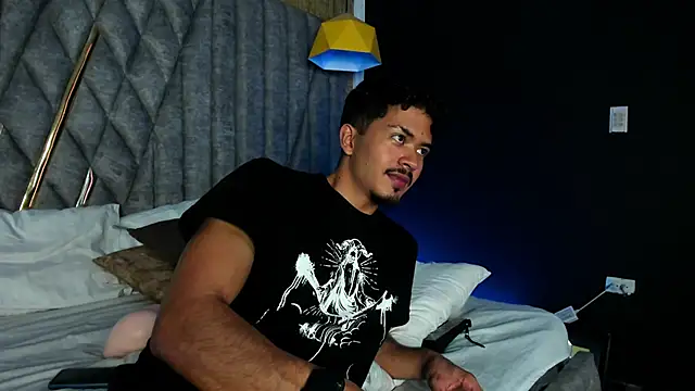 NicolaiKarav's cam snapshot