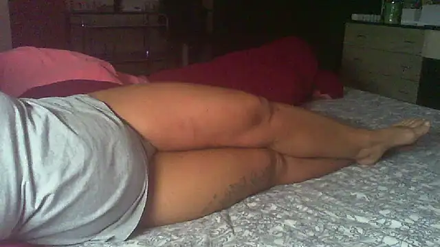 Lauray1's cam snapshot