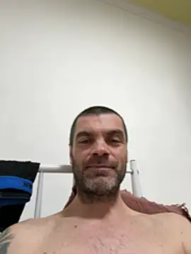 DOMINATOR_SIR-MASTER's cam snapshot