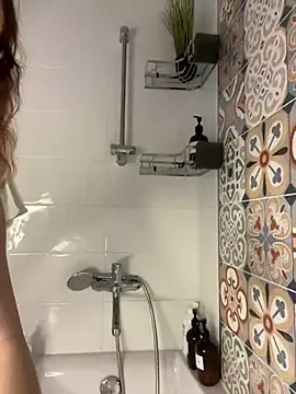 LynaFrost live sex cam