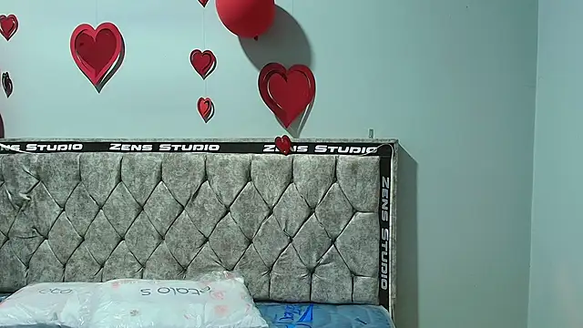 sexgirlslatinzend's cam snapshot