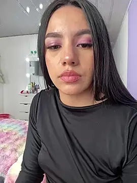 Marianahb-e's cam snapshot