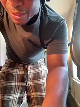 KeYBuMp323 live sex cam