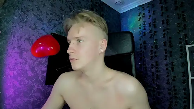 AlexxSweet live sex cam