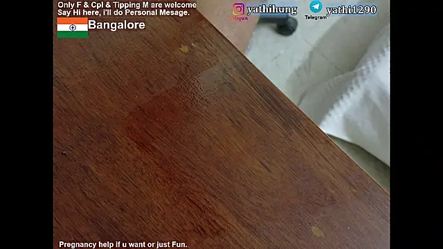 KingCobraClassy live sex cam