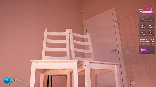 Miablueye live sex cam