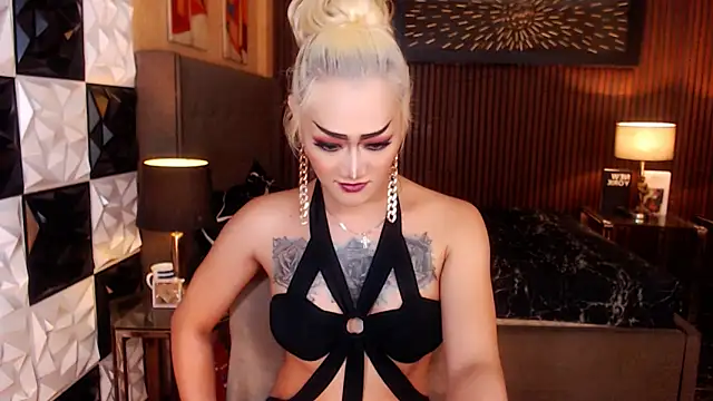 HorseCockDivine live sex cam