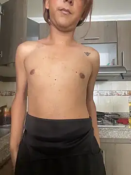 Hopemoretti live sex cam