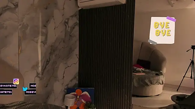 Katemoss70 live sex cam