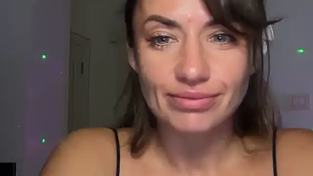 Roriann's cam snapshot