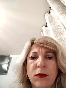 AhlyssaLove1155 live sex cam