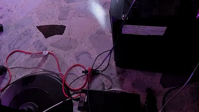 Isis_Moon's cam snapshot