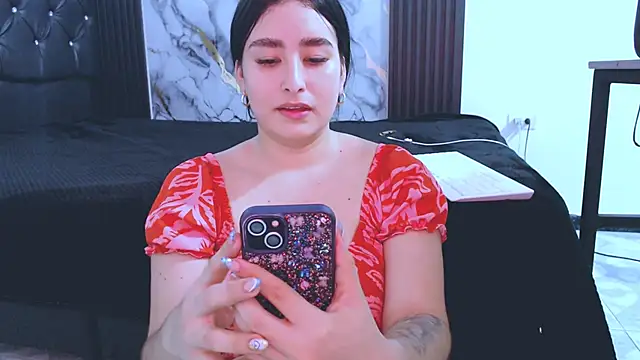 MiaLeon09 live sex cam