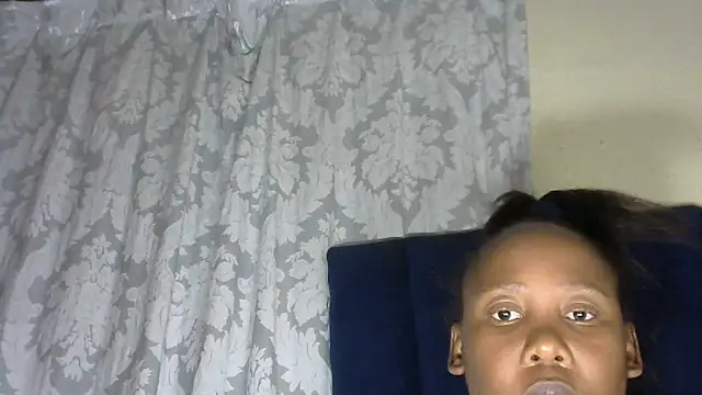 NippleMilkXx's cam snapshot