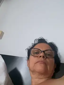 Sharongirl07 live sex cam