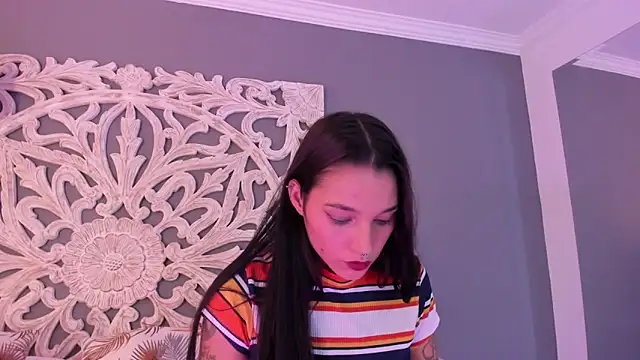 loraineblake's cam snapshot