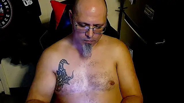 KrazyLegz live sex cam