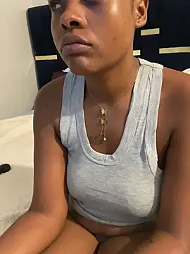 Dellah27 live sex cam