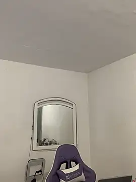 La-Gatiita-trans live sex cam