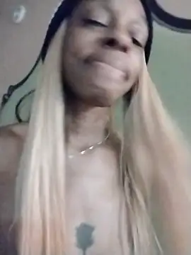 Jasmine_FullsShine's cam snapshot