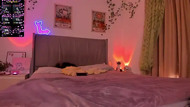 Whitekitty-exe live sex cam