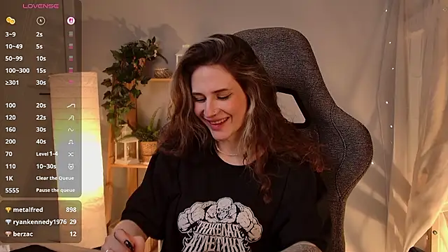 OliviaMcClean live sex cam