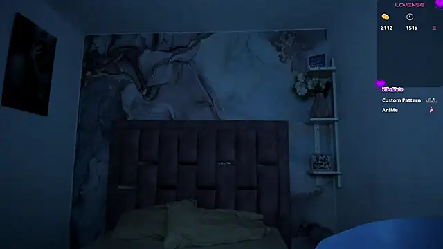 Charlote_Grey's cam snapshot