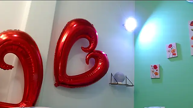 lisbethorney18's cam snapshot