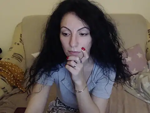 Emmatoo's cam snapshot