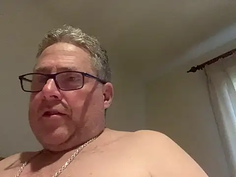 iwantutocum1X live sex cam