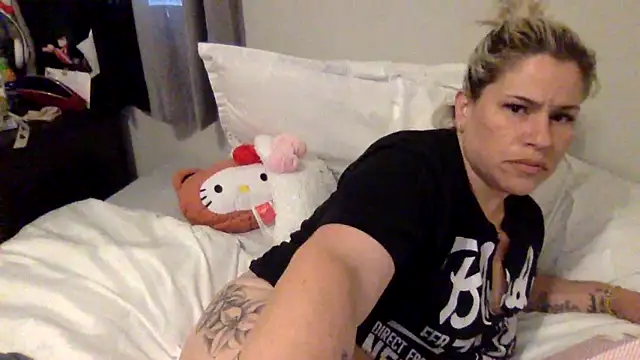 toomuchofafreak's cam snapshot