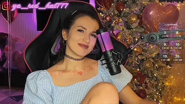 -RED_HAT-'s cam snapshot