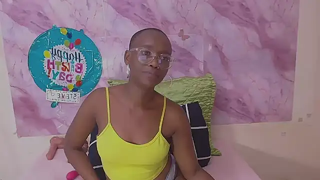 EbonyOlive69's cam snapshot