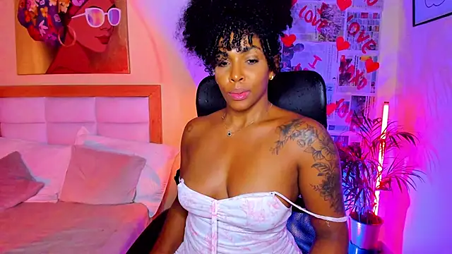 AitanaBrown_ live sex cam