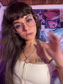 VioletaSubmissive live sex cam