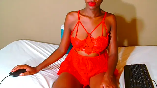 TALLHORNYBEAR's cam snapshot