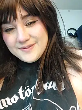 ItsNaiixa live sex cam