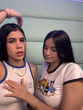 TheAlejandroDolls live sex cam