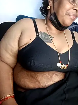 Riya-mallus live sex cam