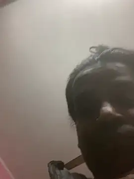 Kajal-Shemale69 live sex cam