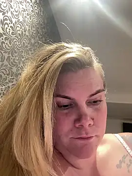 SexyBlondJoanna live sex cam