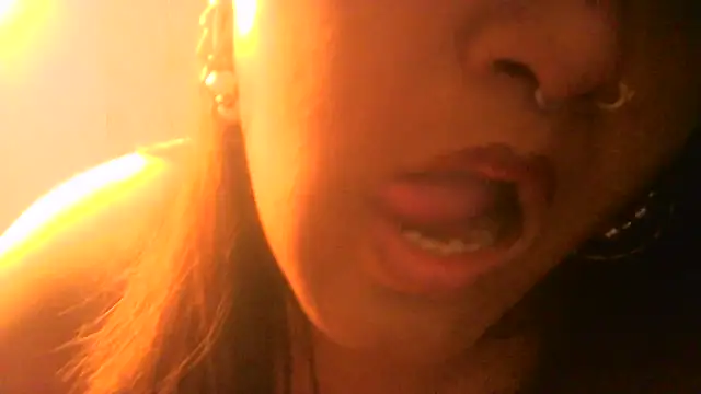 URs_RIYA live sex cam