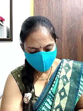 Queen-Neha's cam snapshot