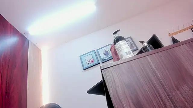 KhateAndersson live sex cam