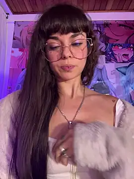 VioletaSubmissive live sex cam