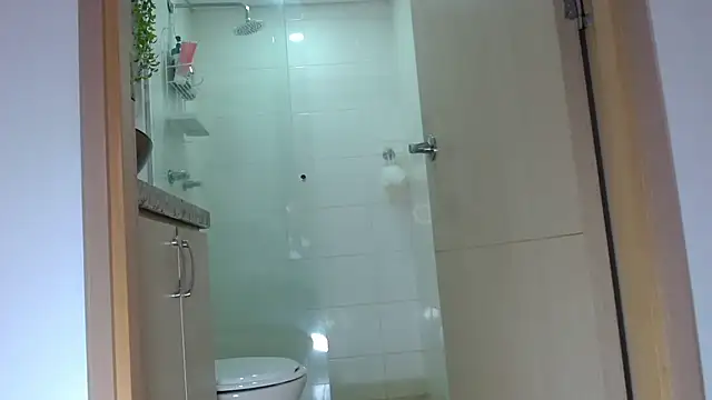 adrian_morelly live sex cam