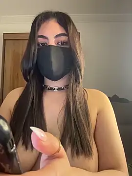 Hot-Sarah-arab live sex cam