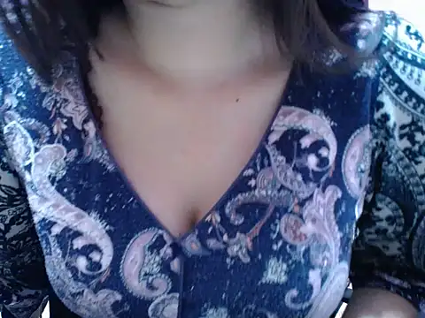 angelina-1's cam snapshot