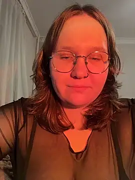 jullythefatty's cam snapshot